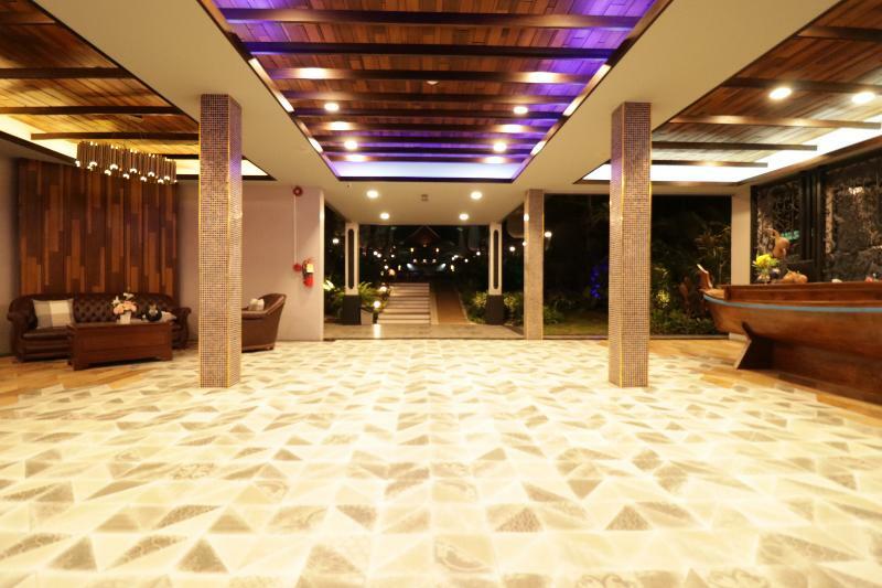 The Scene Cliff View Villas By Swiss-Belhotel Krabi town Kültér fotó