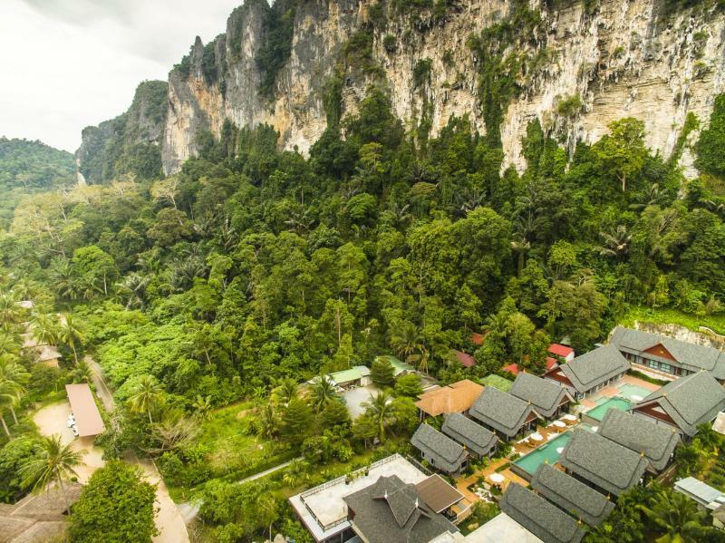 The Scene Cliff View Villas By Swiss-Belhotel Krabi town Kültér fotó