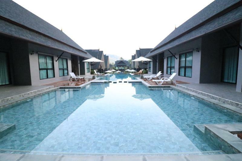 The Scene Cliff View Villas By Swiss-Belhotel Krabi town Kültér fotó