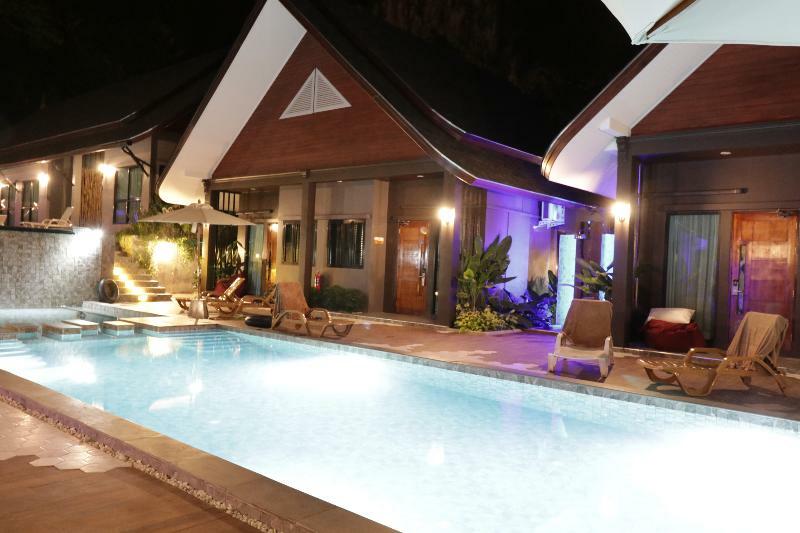 The Scene Cliff View Villas By Swiss-Belhotel Krabi town Kültér fotó
